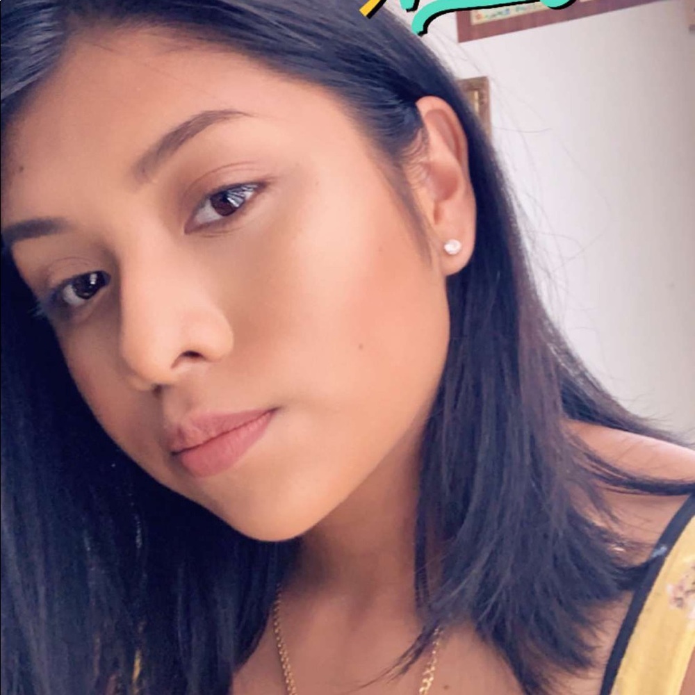 Meet your Posher, Dulce